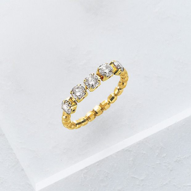 K18ダイヤモンドストレッチリング／5石