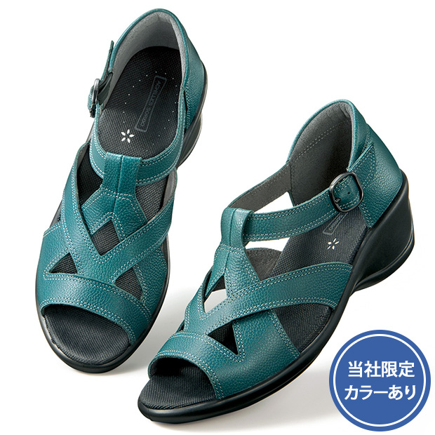 かかとが隠れるサンダル