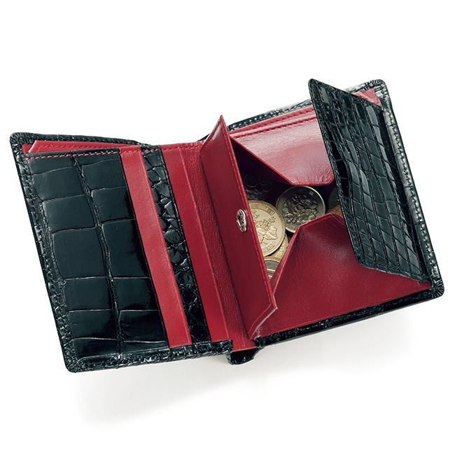 クロコのコンパクト財布