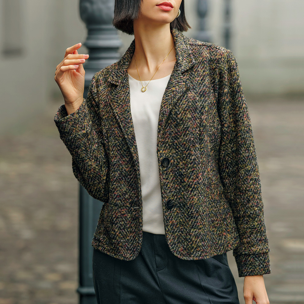 ブルーベリー イタリア社 ウール混ヘリンボーン柄ジャケット | ライト