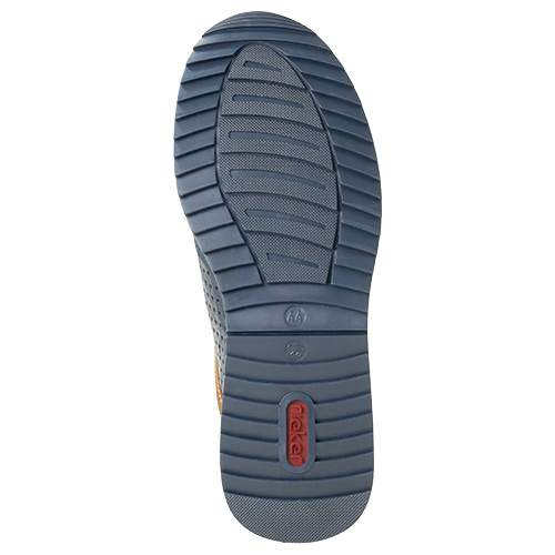 パンチングレザースニーカー