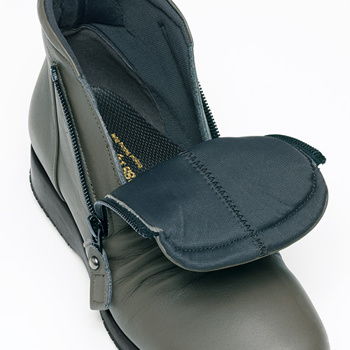 ふわふわダブルファスナーブーツ