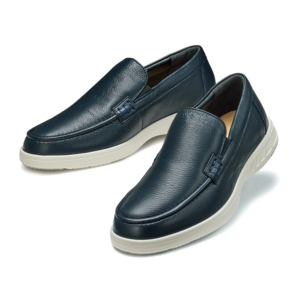 鹿革の軽量ウォーキングスリップオン