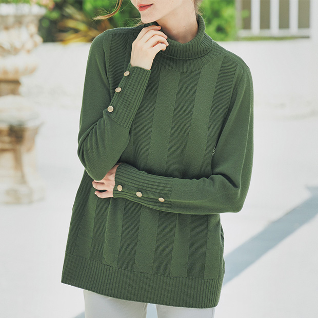 ボタン付き･タートルネックプルオーバー