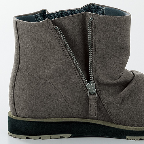 ゴアテックス・スウェード調シャーリングブーツ/4E相当