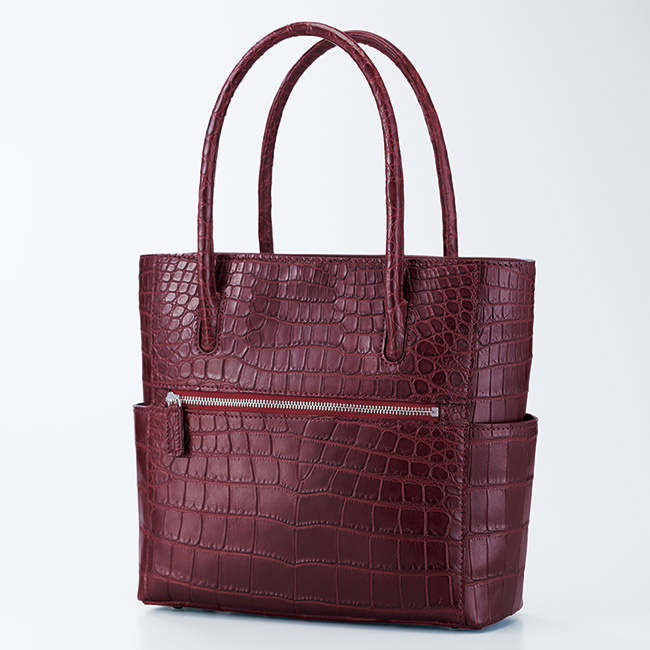 マットクロコのトートバッグ