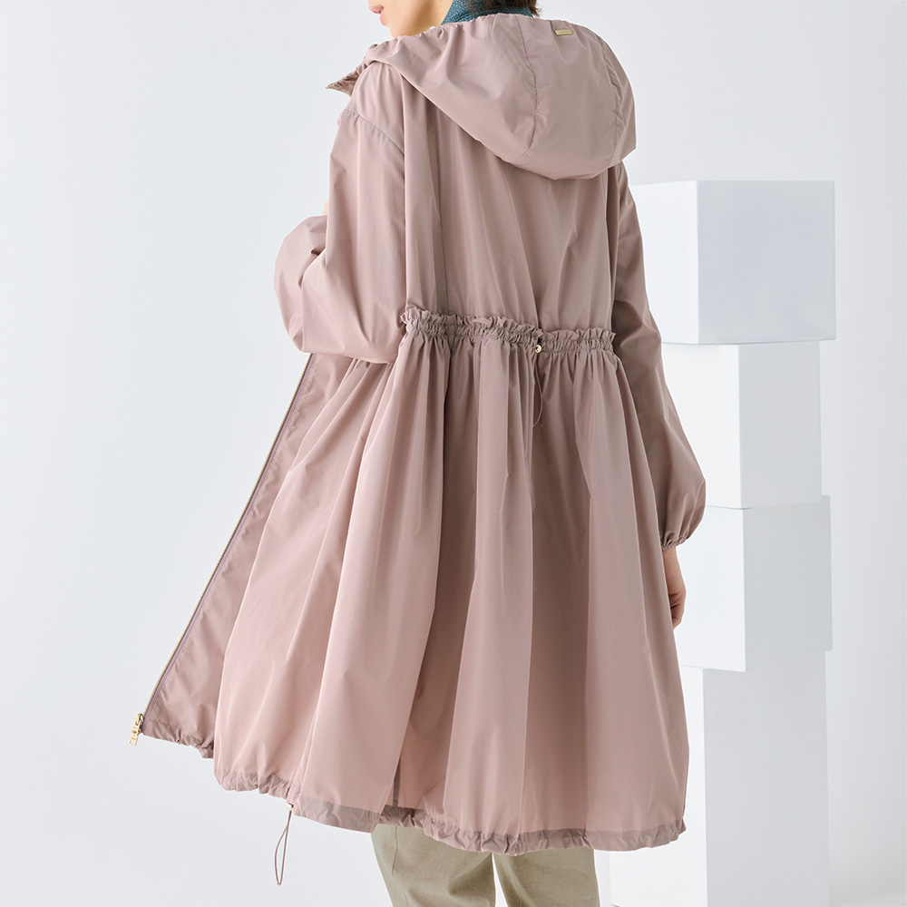 ギャザーコート