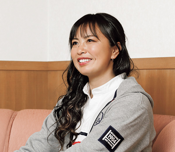 桑井亜乃氏