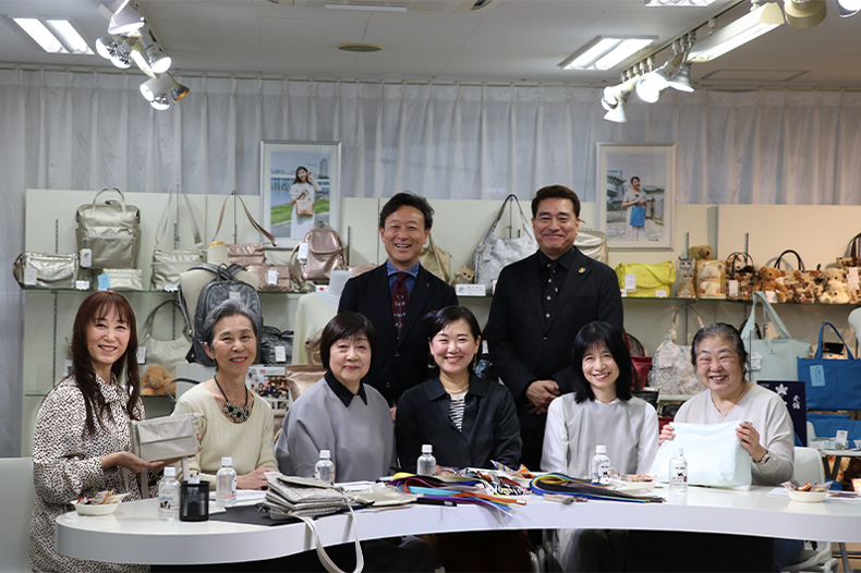 Reライフ読者会議メンバー6名との座談会の様子①